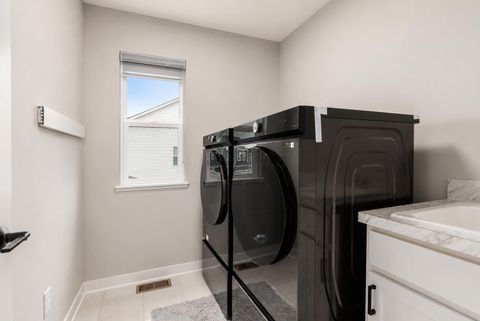Tiny photo for 1601 Cromwill Loop, Delaware, OH 43015 (MLS # 226022466)