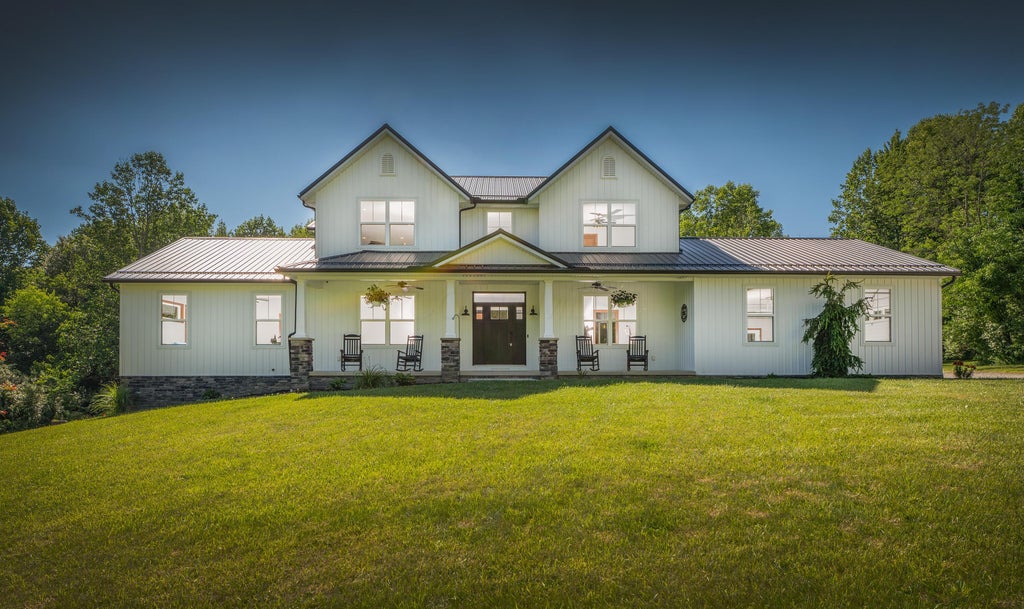 Photo of 11681 Liberty Chapel Road, Mount Vernon, OH 43050 (MLS # 226023041)