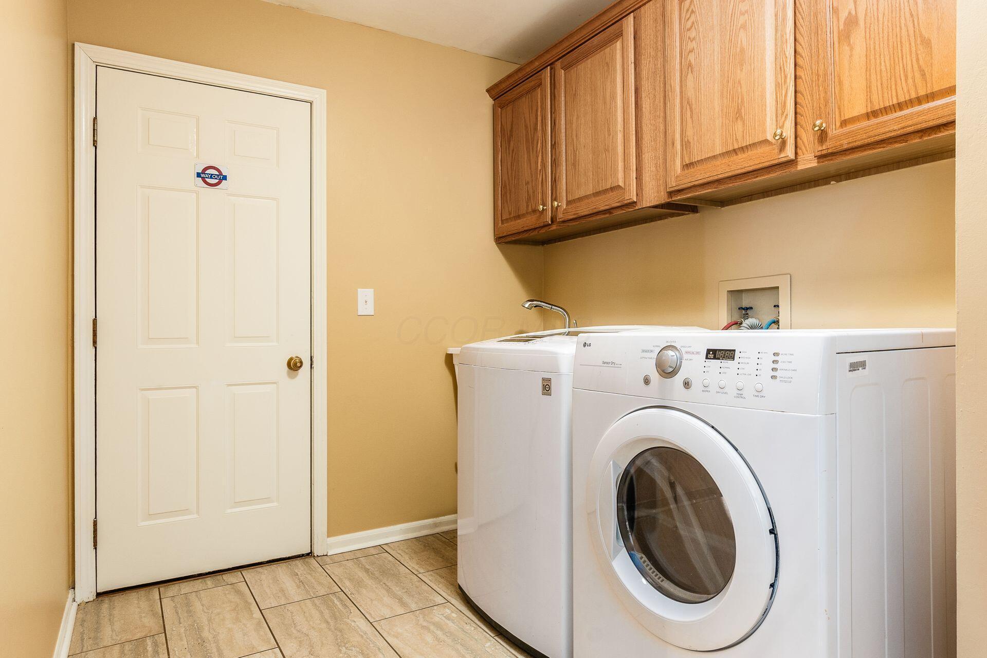 4670 Bridle Path Lane, Dublin, Ohio image 32