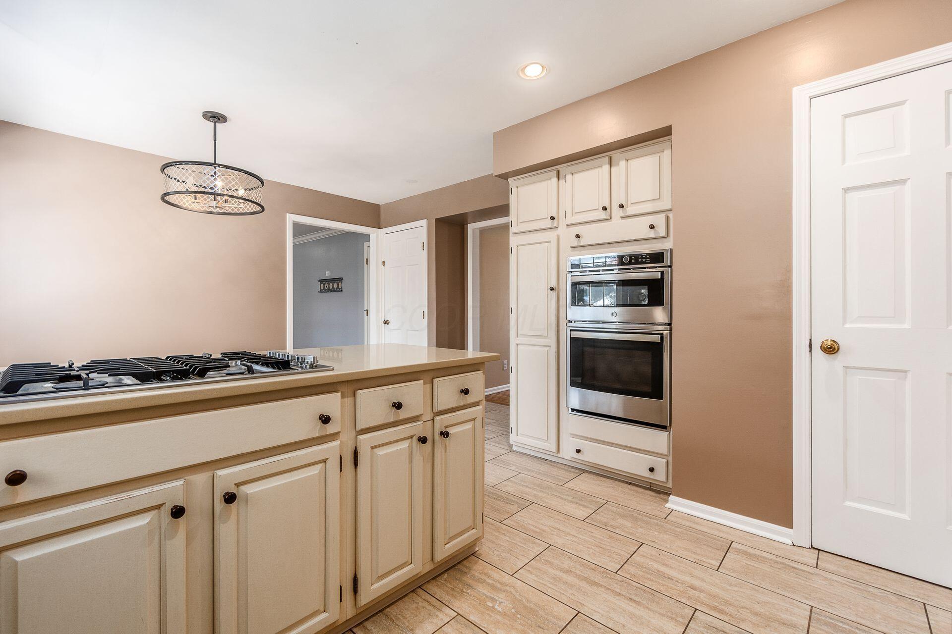 4670 Bridle Path Lane, Dublin, Ohio image 21