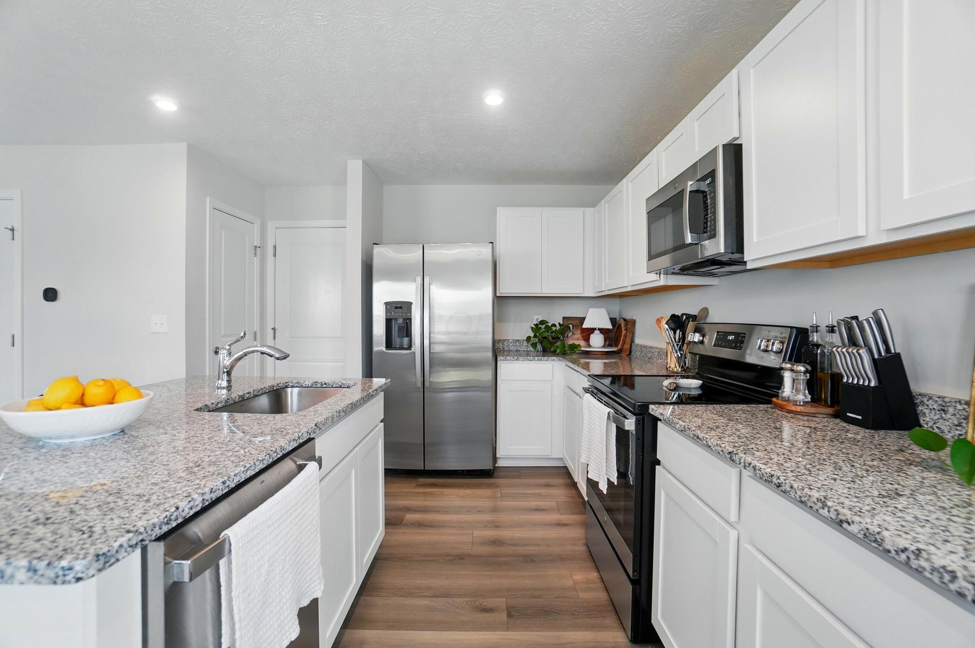 8537 Greengate Boulevard, Canal Winchester, Ohio image 12