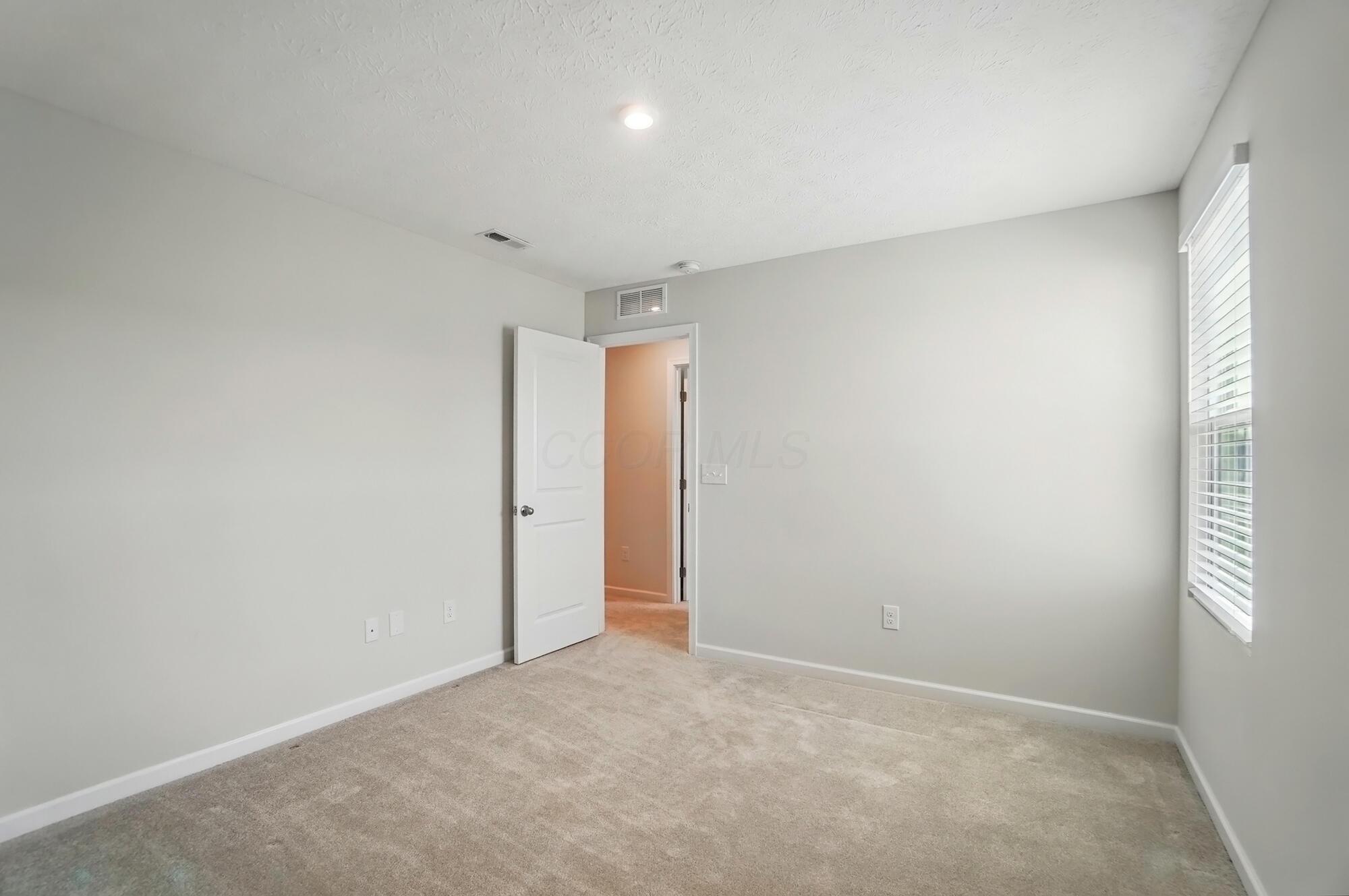 8537 Greengate Boulevard, Canal Winchester, Ohio image 39