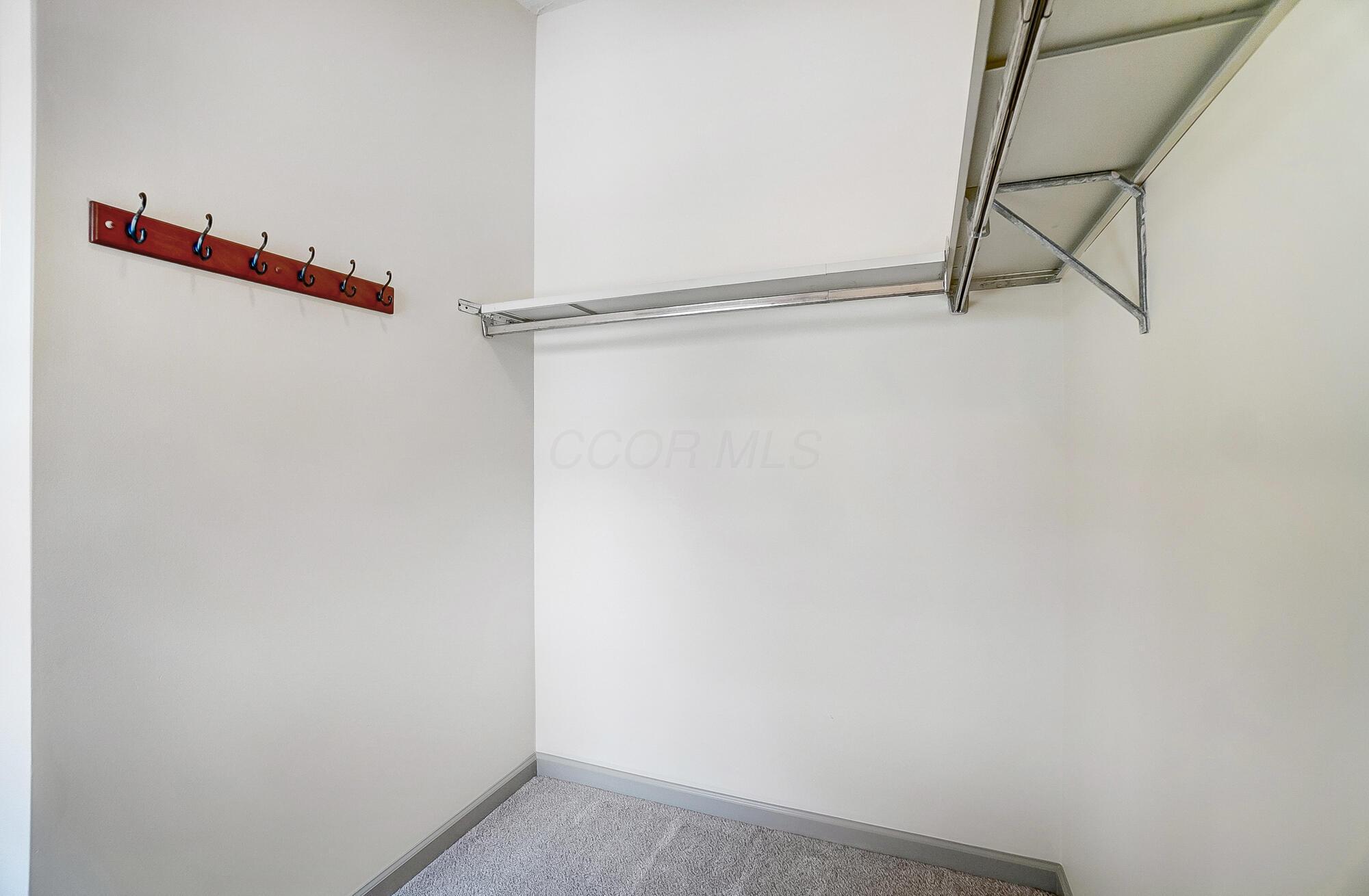 7128 Schoolcraft Drive, Dublin, Ohio image 45