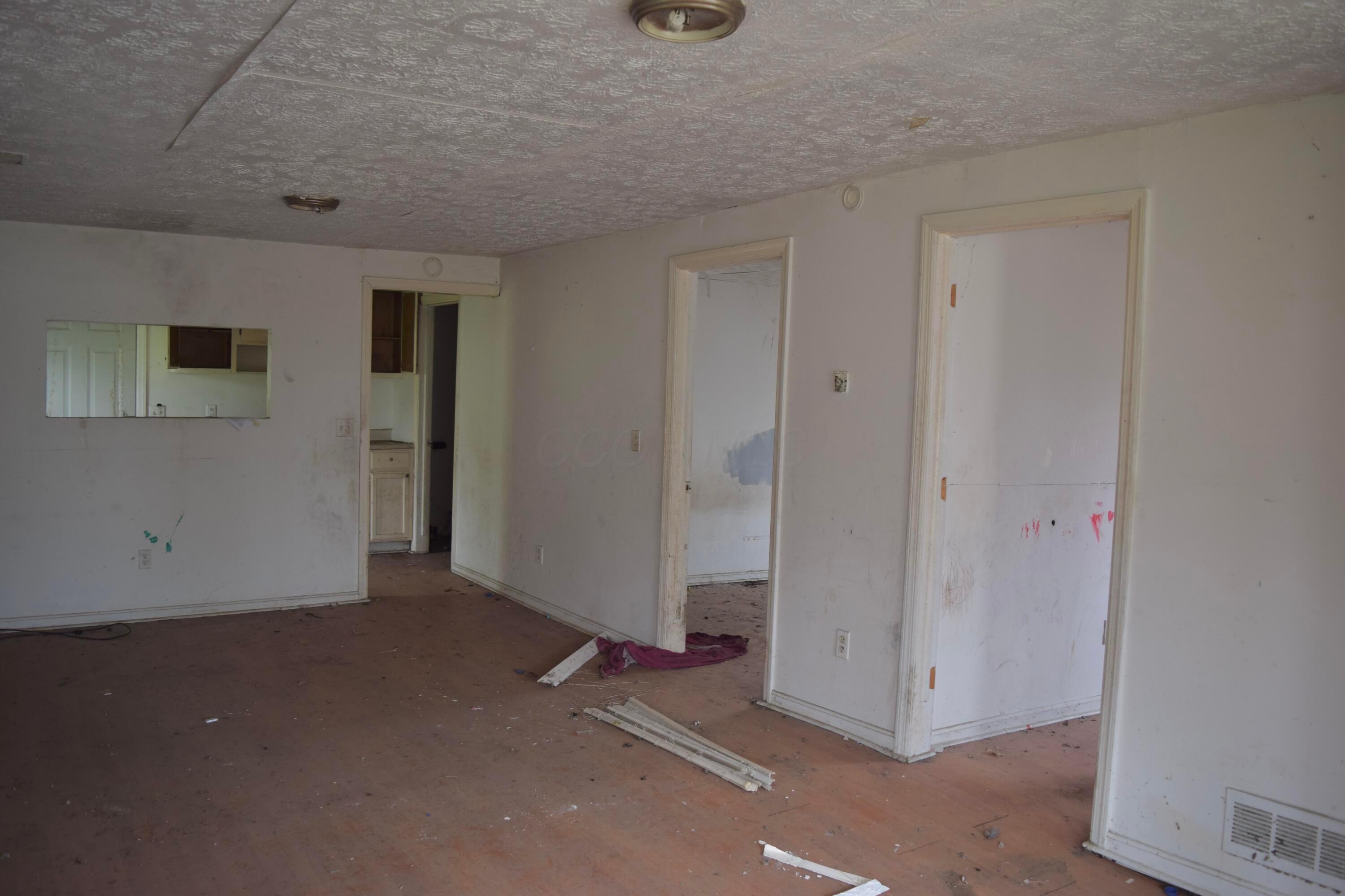 527 Stambaugh Avenue, Columbus, Ohio image 7