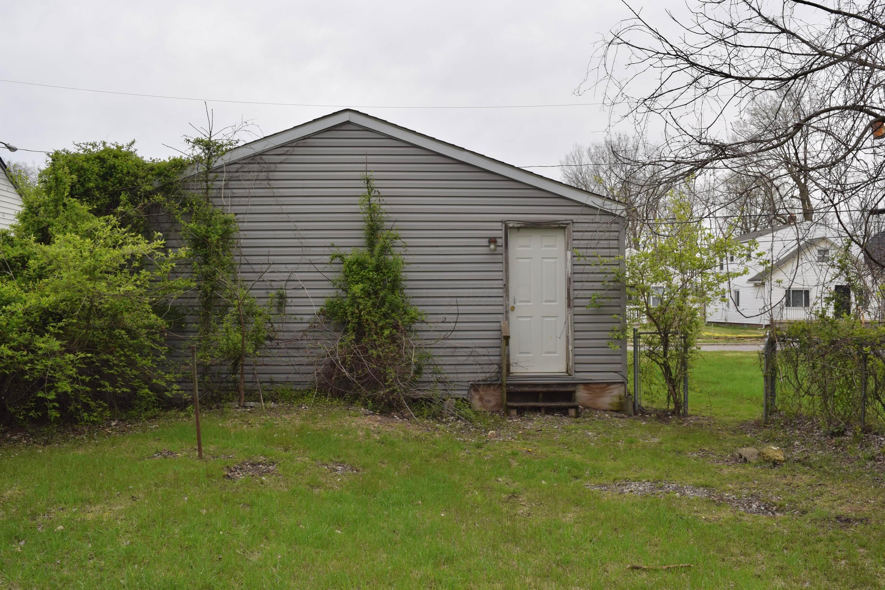 527 Stambaugh Avenue, Columbus, Ohio image 4