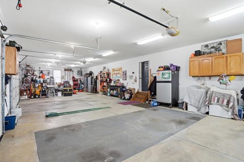 Tiny photo for 265 Waters Edge Drive, Hebron, OH 43025 (MLS # 226009740)