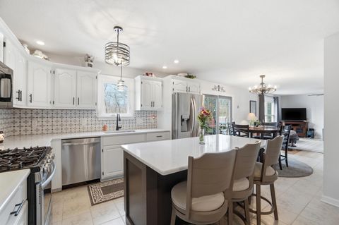 Tiny photo for 265 Waters Edge Drive, Hebron, OH 43025 (MLS # 226009740)