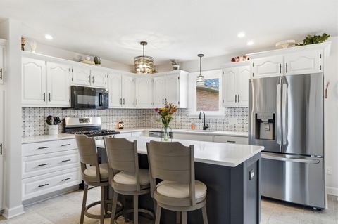 Tiny photo for 265 Waters Edge Drive, Hebron, OH 43025 (MLS # 226009740)