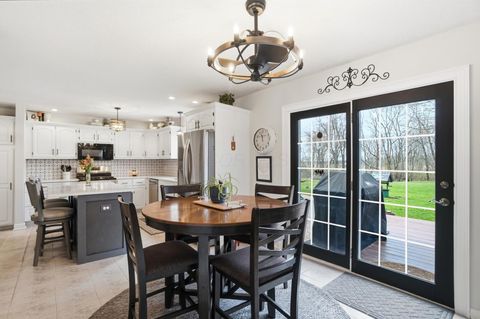 Tiny photo for 265 Waters Edge Drive, Hebron, OH 43025 (MLS # 226009740)