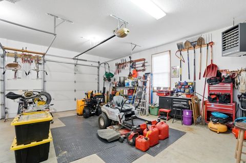 Tiny photo for 265 Waters Edge Drive, Hebron, OH 43025 (MLS # 226009740)