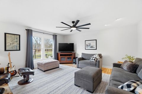 Tiny photo for 265 Waters Edge Drive, Hebron, OH 43025 (MLS # 226009740)