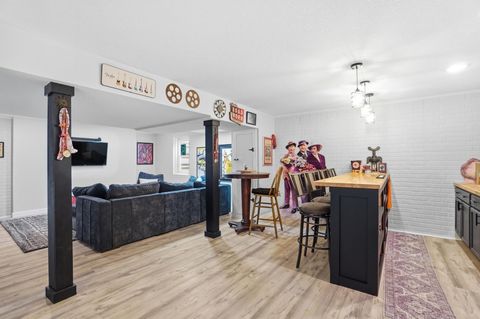 Tiny photo for 265 Waters Edge Drive, Hebron, OH 43025 (MLS # 226009740)