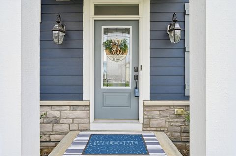 Tiny photo for 6044 Honey Farm Way, Grove City, OH 43123 (MLS # 226002499)