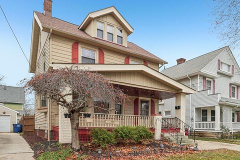 Tiny photo for 1566 Elbur Avenue, Lakewood, OH 44107 (MLS # 225044677)