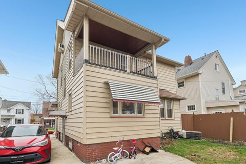 Tiny photo for 1566 Elbur Avenue, Lakewood, OH 44107 (MLS # 225044677)