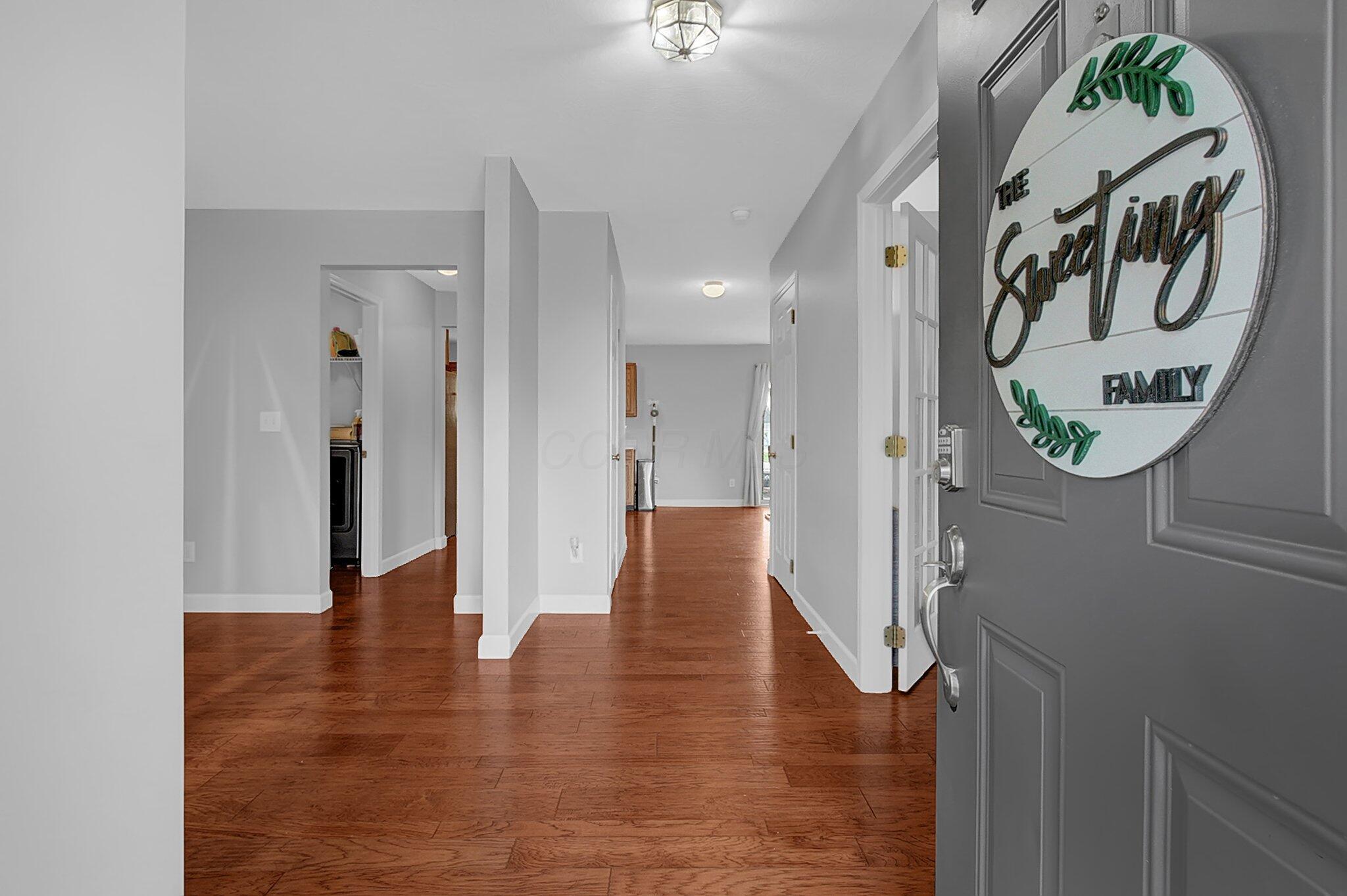 1614 Boxwood Drive, Lewis Center, Ohio image 4