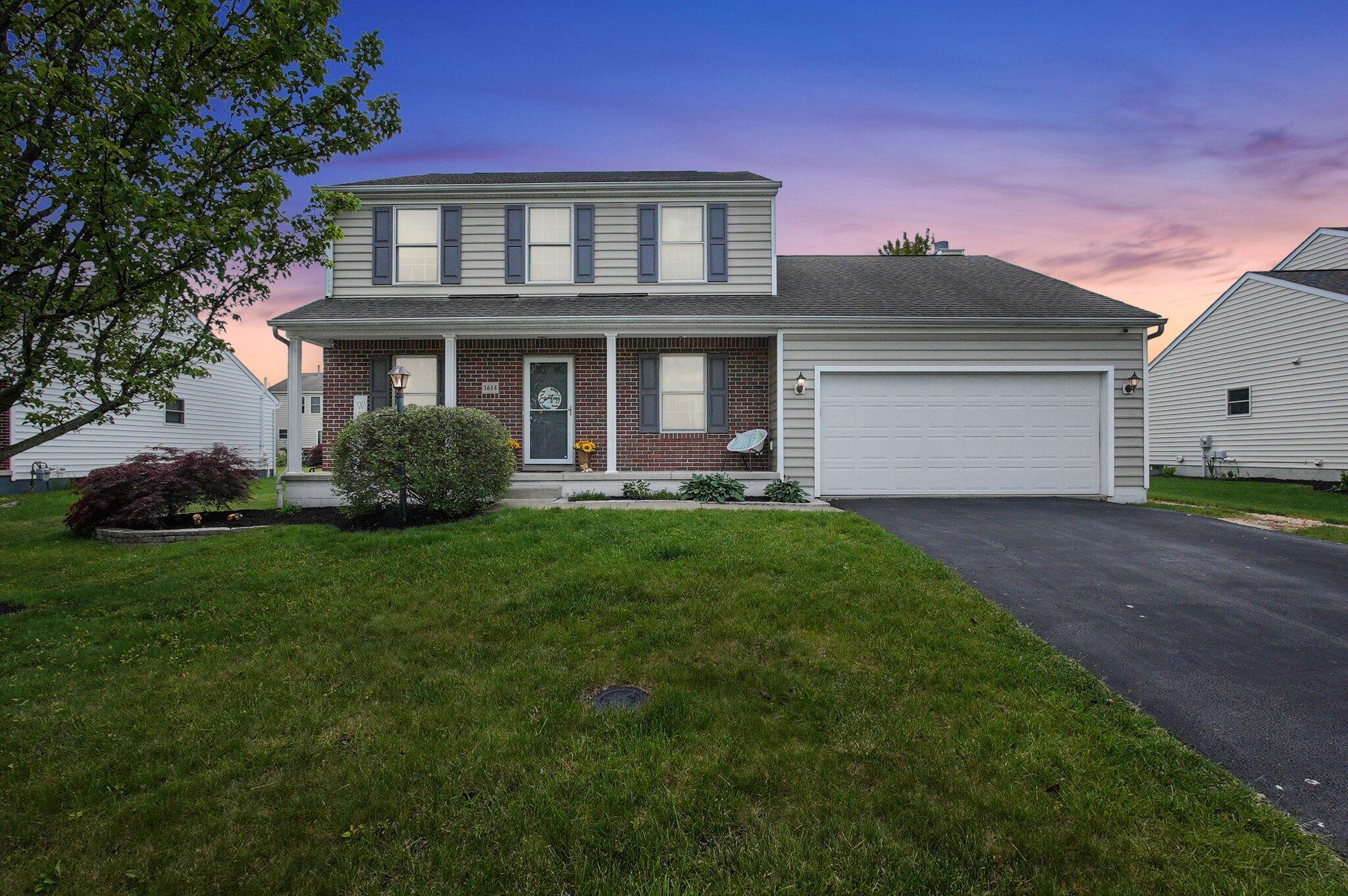 1614 Boxwood Drive, Lewis Center, Ohio image 2