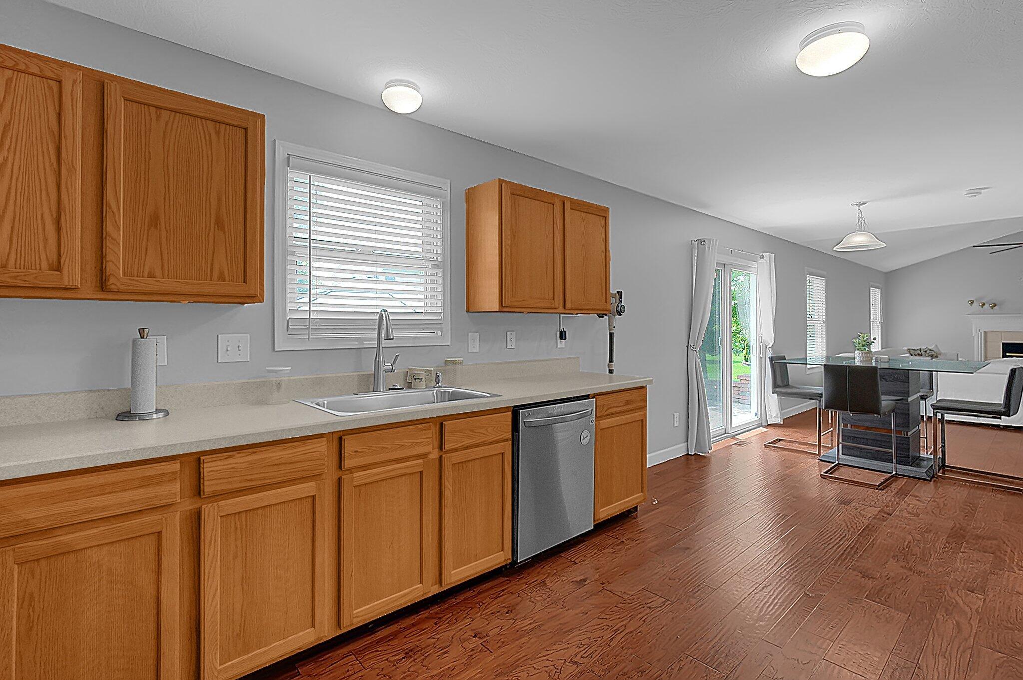 1614 Boxwood Drive, Lewis Center, Ohio image 14
