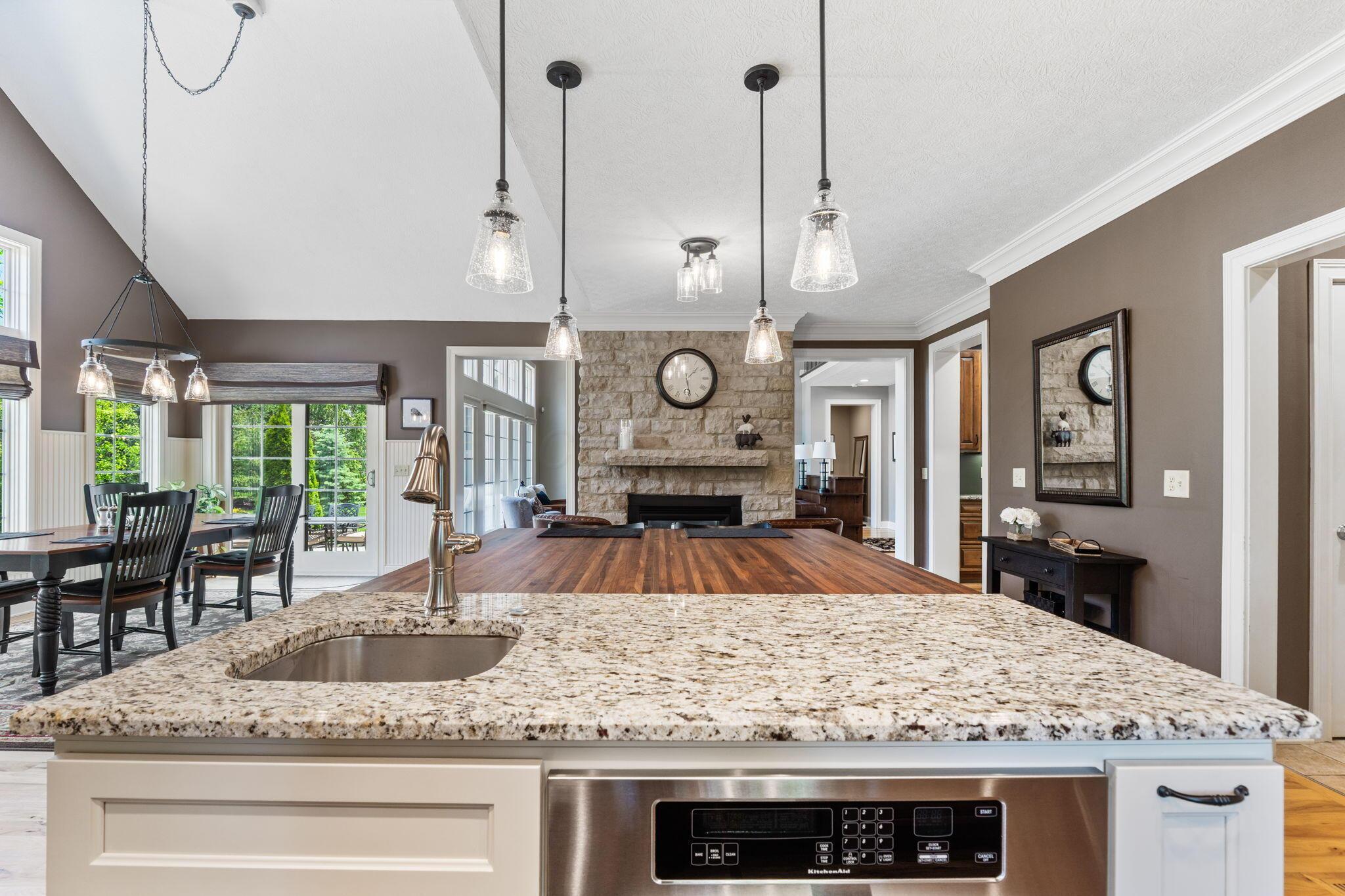 5320 Berwanger Drive, Powell, Ohio image 14