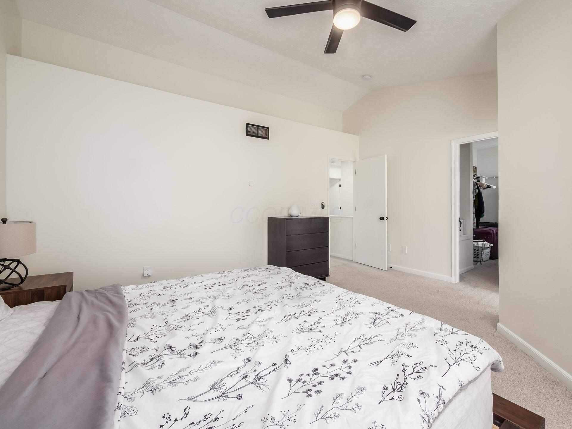 3523 Spring Branch Drive, Grove City, Ohio image 13