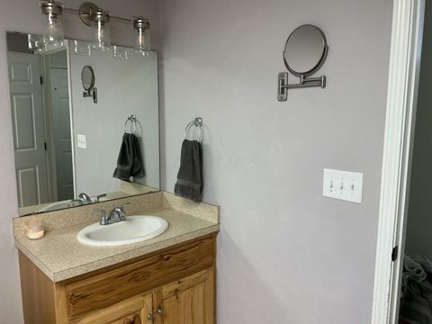 Tiny photo for 7034 Eaglepoint Drive, Nashport, OH 43830 (MLS # 226000775)