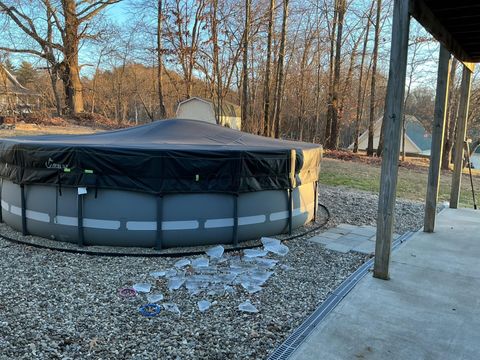 Tiny photo for 7034 Eaglepoint Drive, Nashport, OH 43830 (MLS # 226000775)