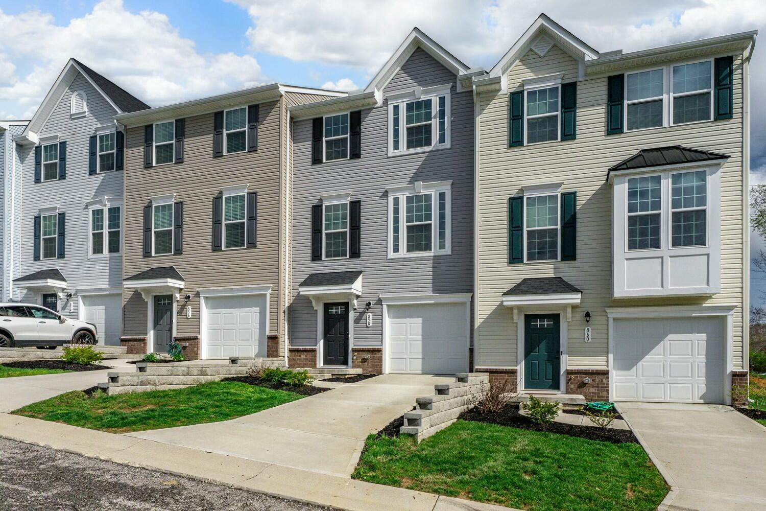858 Blackcomb Drive, Cincinnati, Ohio image 32