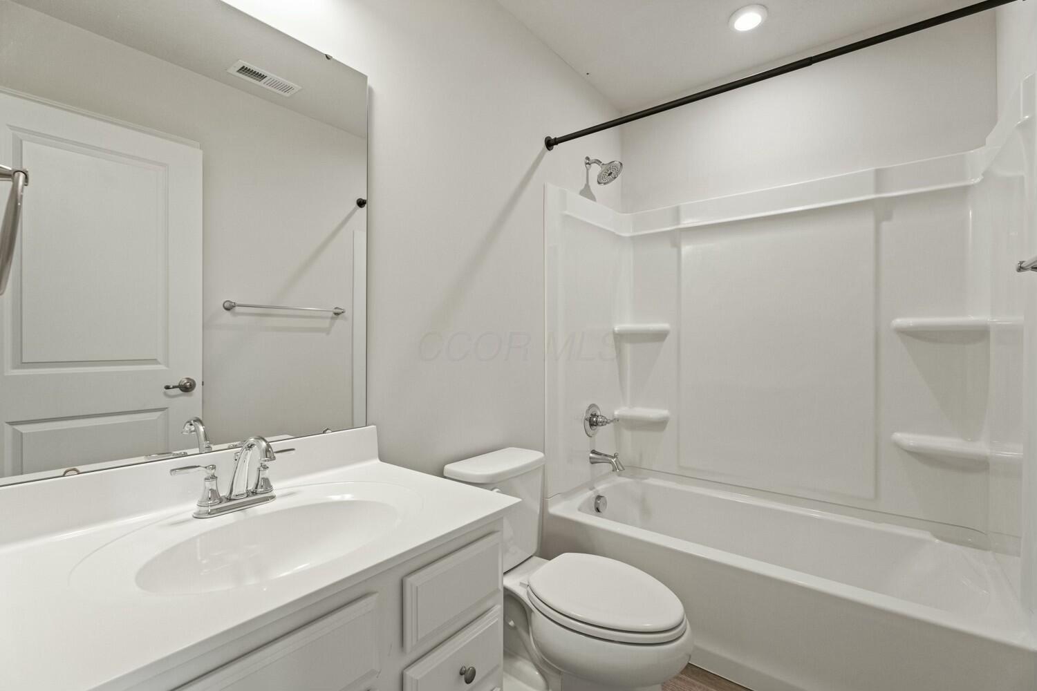858 Blackcomb Drive, Cincinnati, Ohio image 19