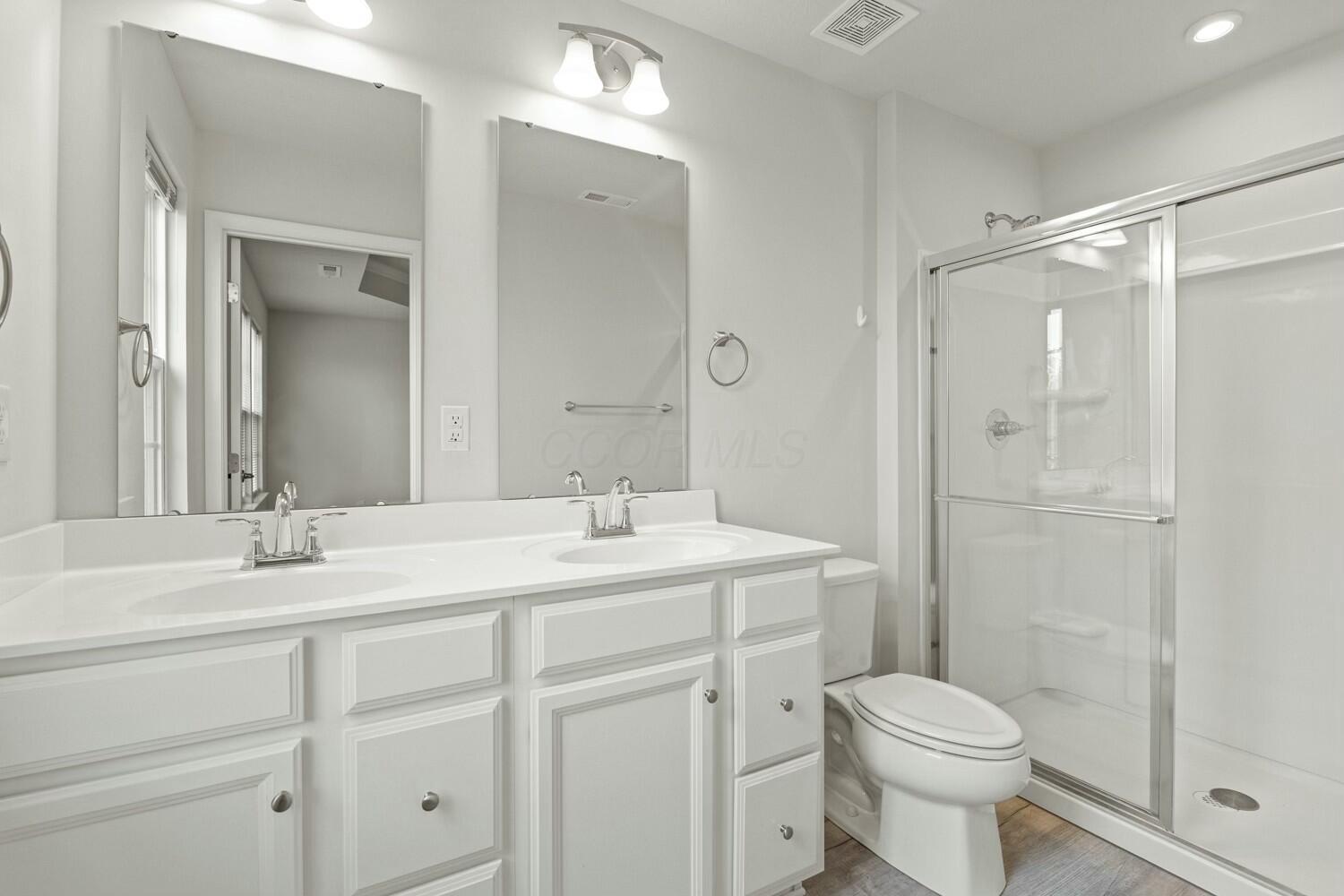 858 Blackcomb Drive, Cincinnati, Ohio image 10