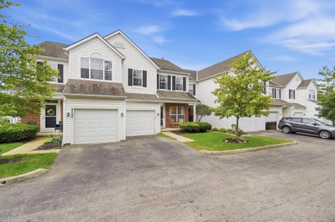 Photo of 5877 Scioto Hill Lane, Hilliard, OH 43026 (MLS # 226036378)