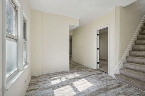 Tiny photo for 75 N Terrace Avenue, Columbus, OH 43204 (MLS # 225037689)