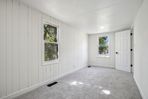 Tiny photo for 75 N Terrace Avenue, Columbus, OH 43204 (MLS # 225037689)