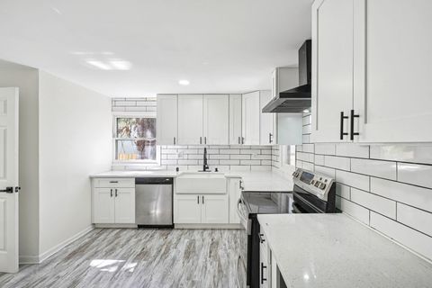 Tiny photo for 75 N Terrace Avenue, Columbus, OH 43204 (MLS # 225037689)