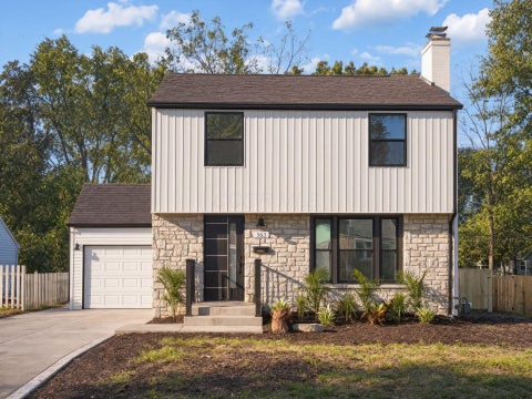 Tiny photo for 563 Park Boulevard, Worthington, OH 43085 (MLS # 226040310)