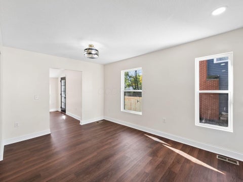 Tiny photo for 563 Park Boulevard, Worthington, OH 43085 (MLS # 226040310)