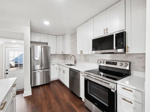 Tiny photo for 563 Park Boulevard, Worthington, OH 43085 (MLS # 226040310)