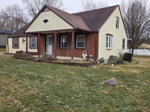 Photo of 624 Little Meadow Drive, Dayton, OH 45404 (MLS # 226003596)