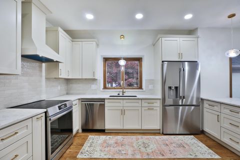 Photo of 128 Green Springs Drive, Columbus, OH 43235 (MLS # 225042515)