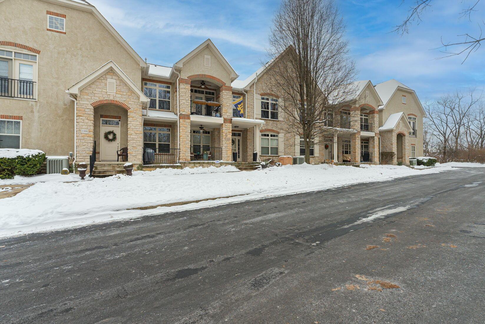 Columbus, Ohio 43204, United States, 2 Bedrooms Bedrooms, ,2 BathroomsBathrooms,Residential,Contingent,38520