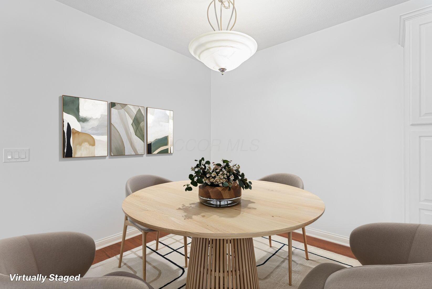 Columbus, Ohio 43204, United States, 2 Bedrooms Bedrooms, ,2 BathroomsBathrooms,Residential,Contingent,38520