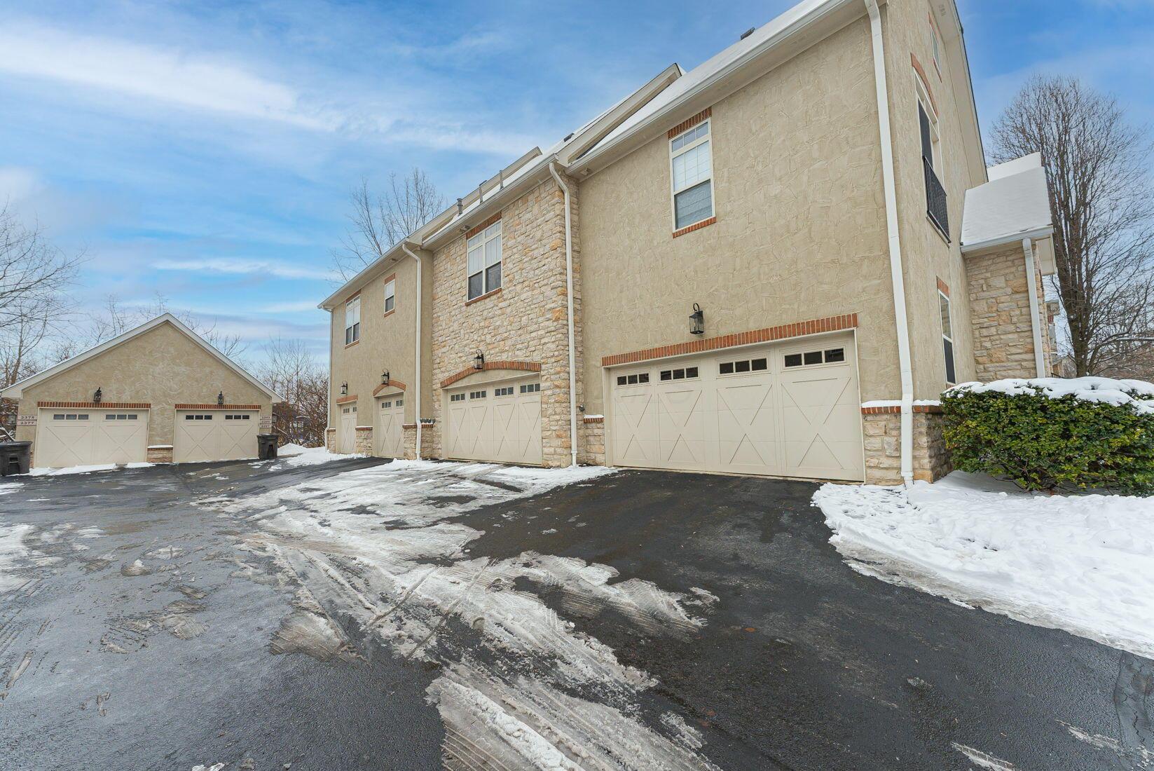 Columbus, Ohio 43204, United States, 2 Bedrooms Bedrooms, ,2 BathroomsBathrooms,Residential,Contingent,38520