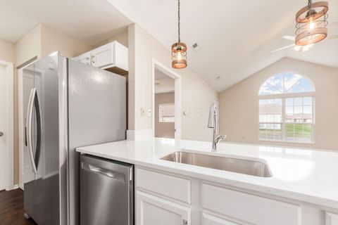 Tiny photo for 2464 Meadow Glade Drive, Hilliard, OH 43026 (MLS # 226002999)