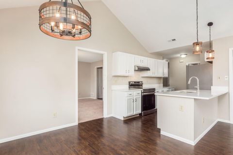 Tiny photo for 2464 Meadow Glade Drive, Hilliard, OH 43026 (MLS # 226002999)