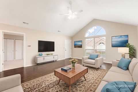 Tiny photo for 2464 Meadow Glade Drive, Hilliard, OH 43026 (MLS # 226002999)