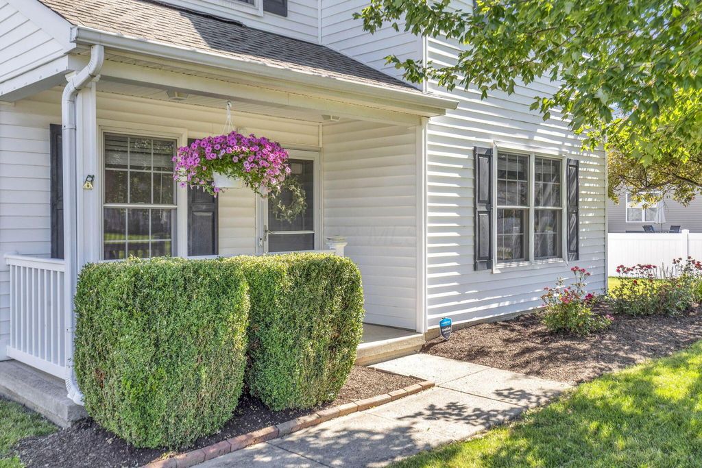 Photo of 5514 Oakhurst Drive, Hebron, OH 43025 (MLS # 226023077)