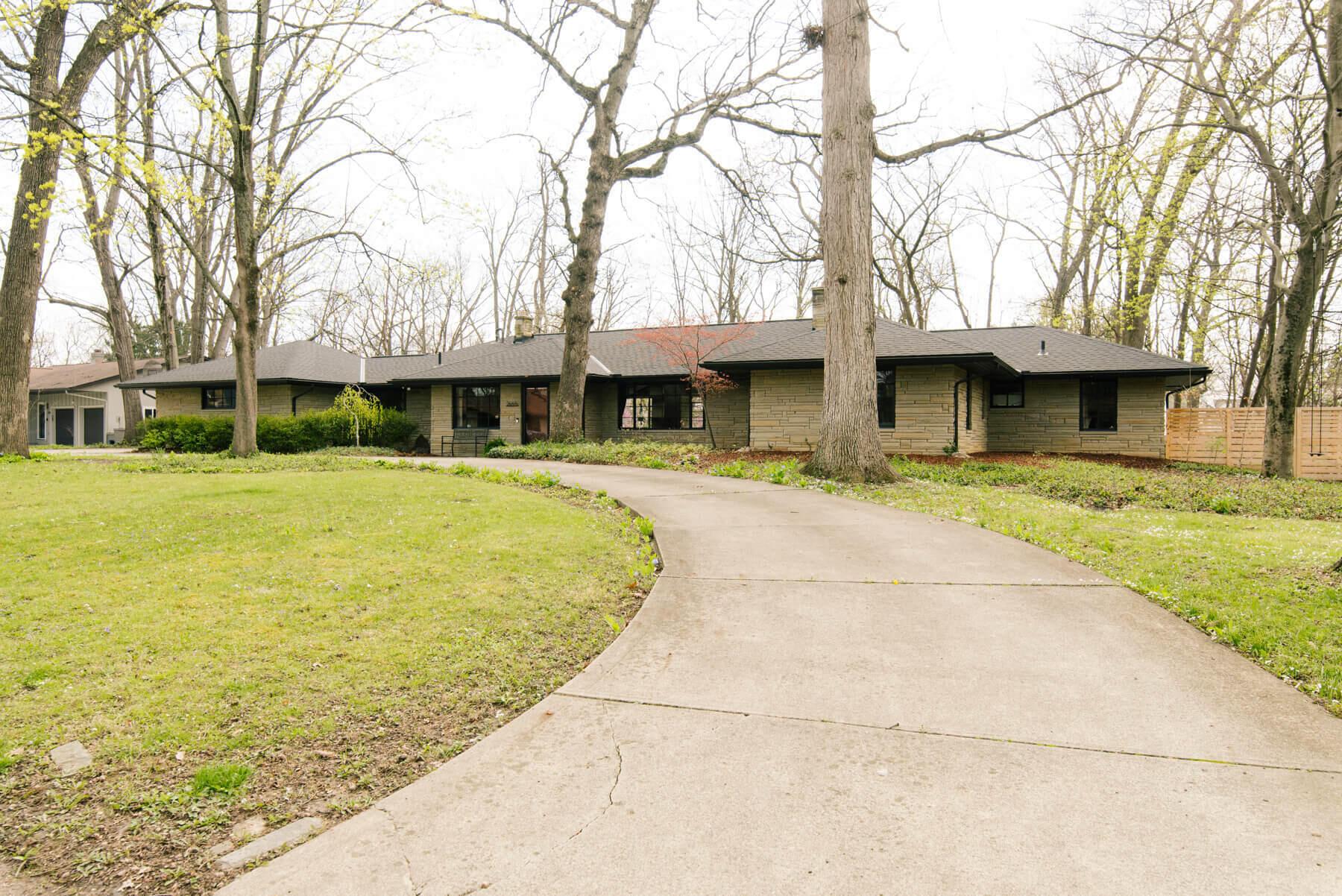 2655 Minerva Lake Road