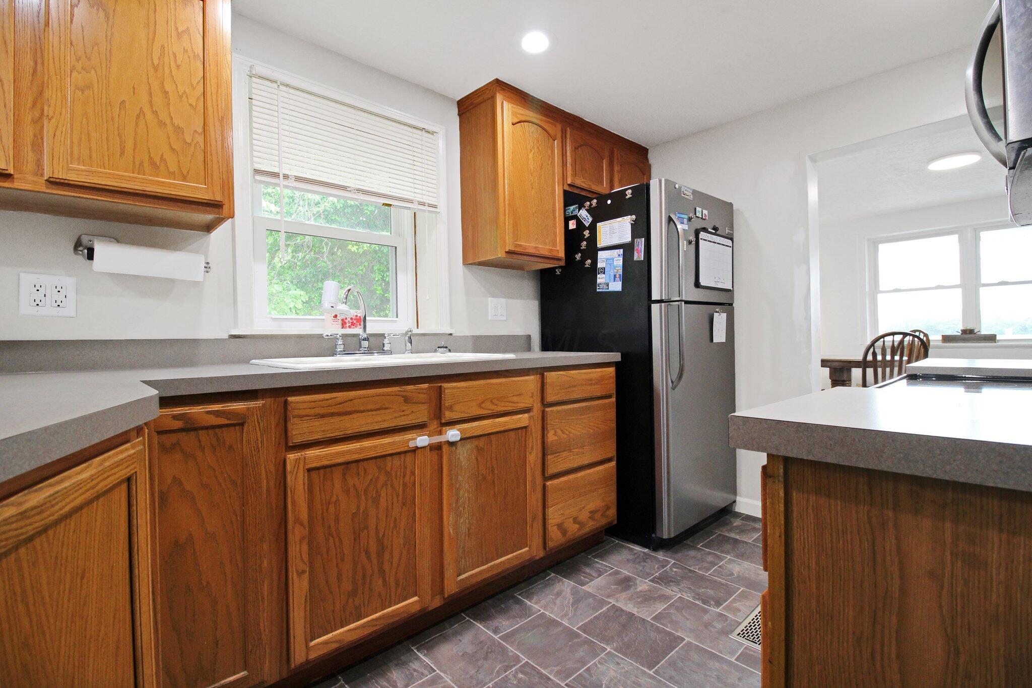 4425 Ashville Fairfield Road, Ashville, Ohio image 12