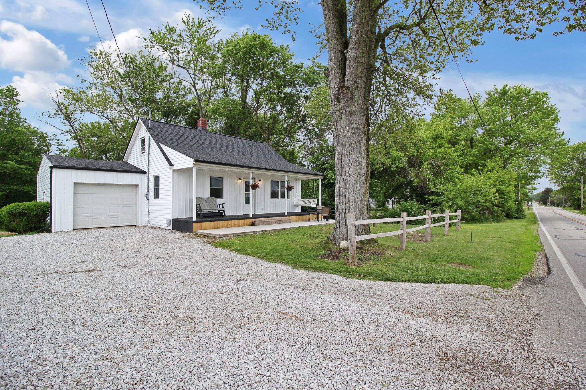 4425 Ashville Fairfield Road, Ashville, Ohio image 1