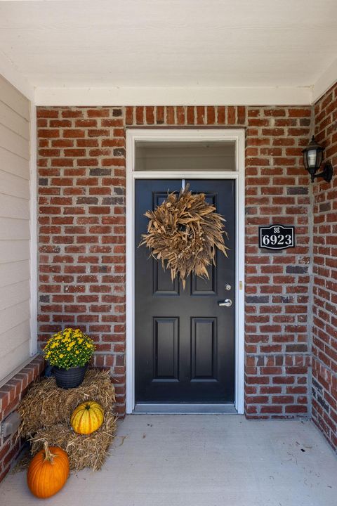 Tiny photo for 6923 Rothwell Street, New Albany, OH 43054 (MLS # 225034759)