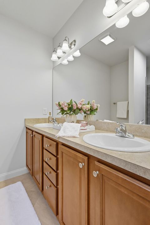 Tiny photo for 6923 Rothwell Street, New Albany, OH 43054 (MLS # 225034759)